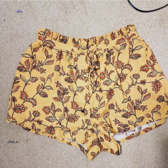 House of Harlow 1960 - Picture 4 of 6